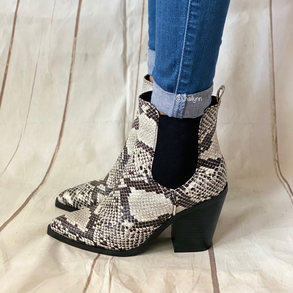 Snake Print Slip on ankle bootie HP/CLOSET CRUSH - Picture 4 of 5